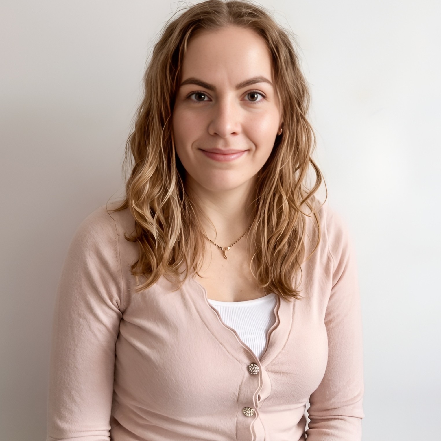 Pattanaik-Szigethy Márta, okleveles pszichológus, tanácsadó szakpszichológus, személyközpontú tanácsadó